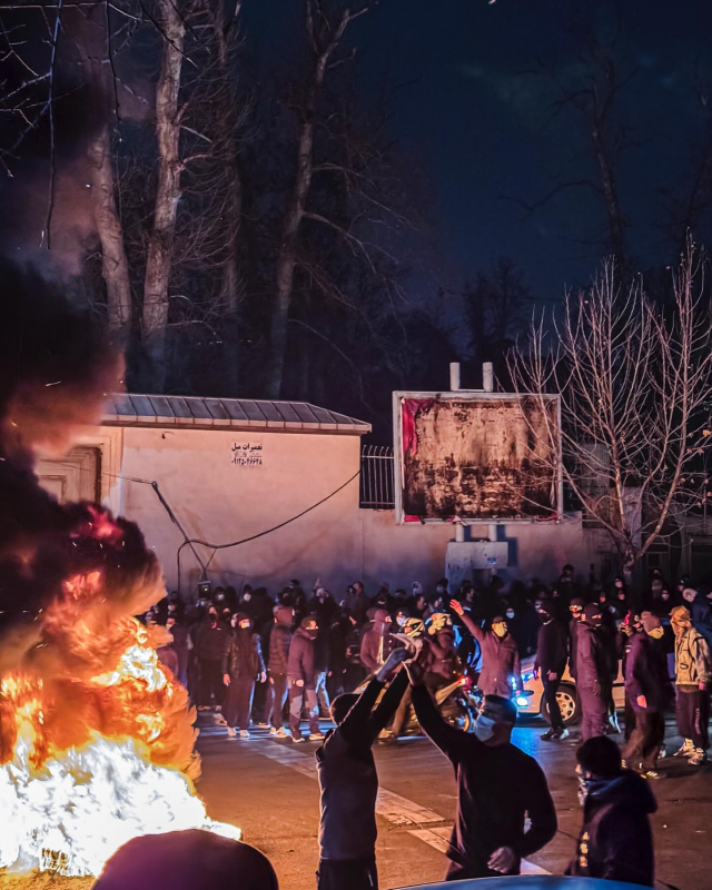 Threat to the U.S. and Israel supporting the protests from Iran