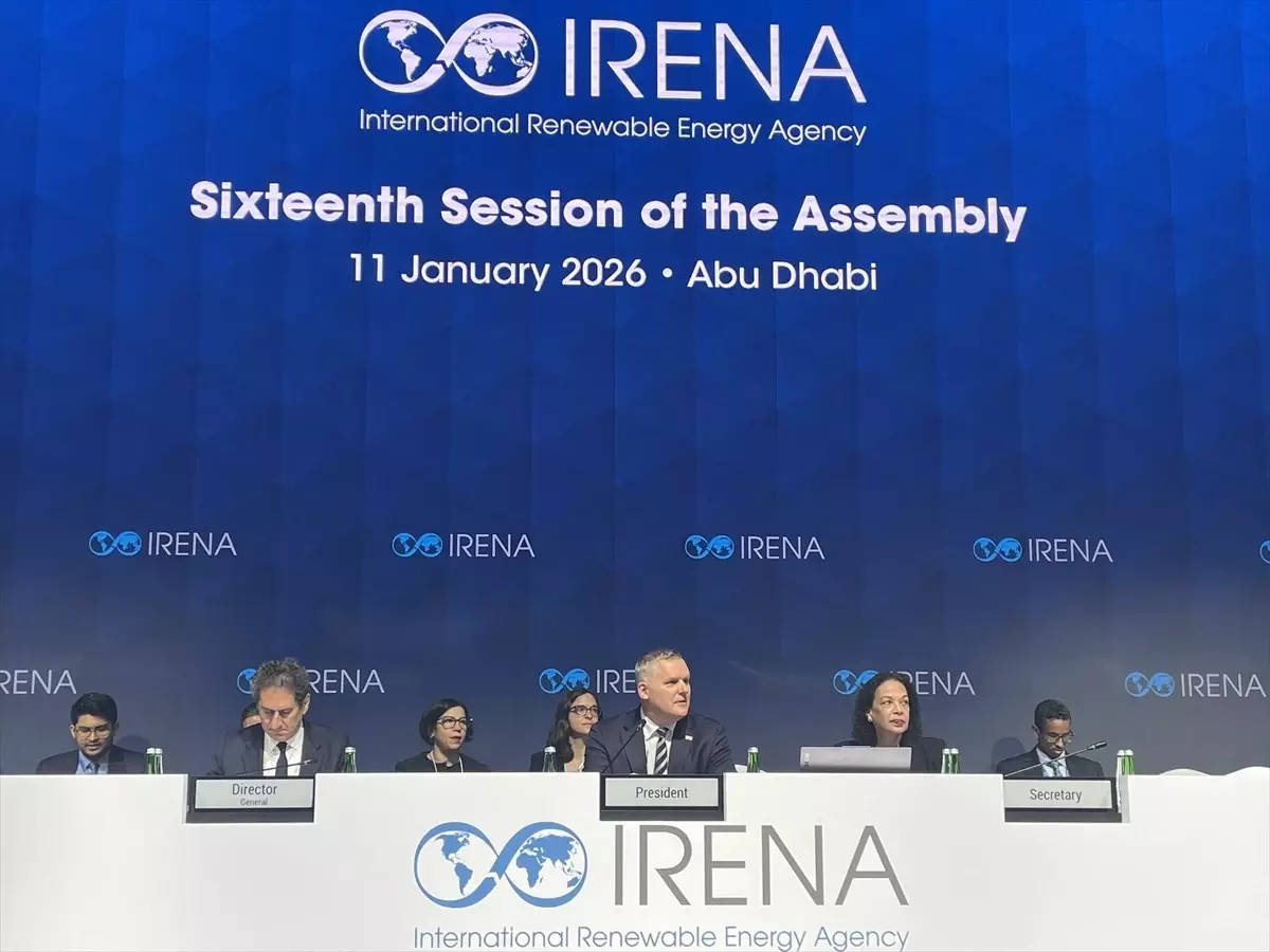 IRENA Genel Direktörü La Camera, yenilenebilirde 700 gigavat kurulum rekoru beklendiğini bildirdi Açıklaması