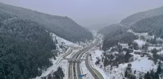 Kastamonu'nun yüksek kesimlerinde kar yağışı ve sis etkili oluyor