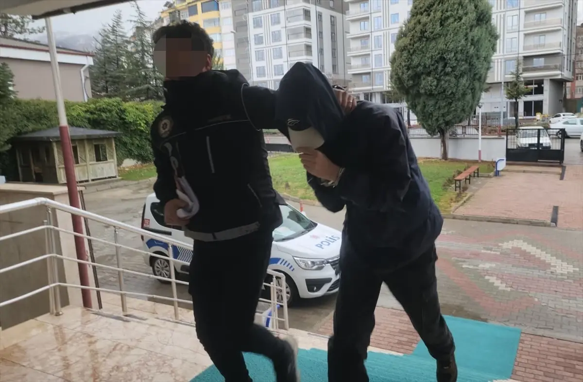 Konya'da uyuşturucu operasyonunda 2 kişi tutuklandı