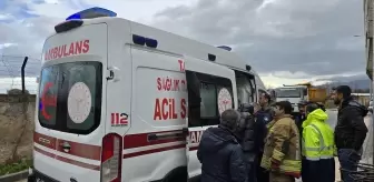 Manisa'da kazı sırasında göçük altında kalan işçi yaralandı