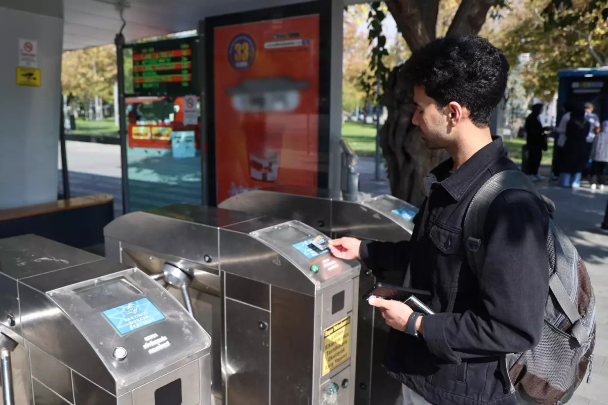 İşte öğrenci ulaşımının en ucuz olduğu büyükşehir