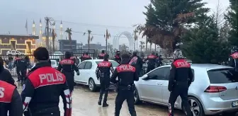 Şanlıurfa'da Şoförler ve Otomobilciler Esnaf Odası seçimlerinde çıkan kavgaya polis müdahale etti