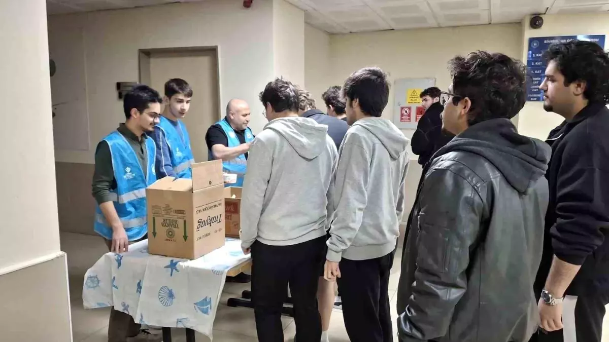 Sivrihisar'da KYK öğrencilerine final morali