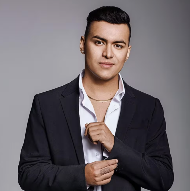 Известный певец Ейсон Хименес погиб в авиакатастрофе