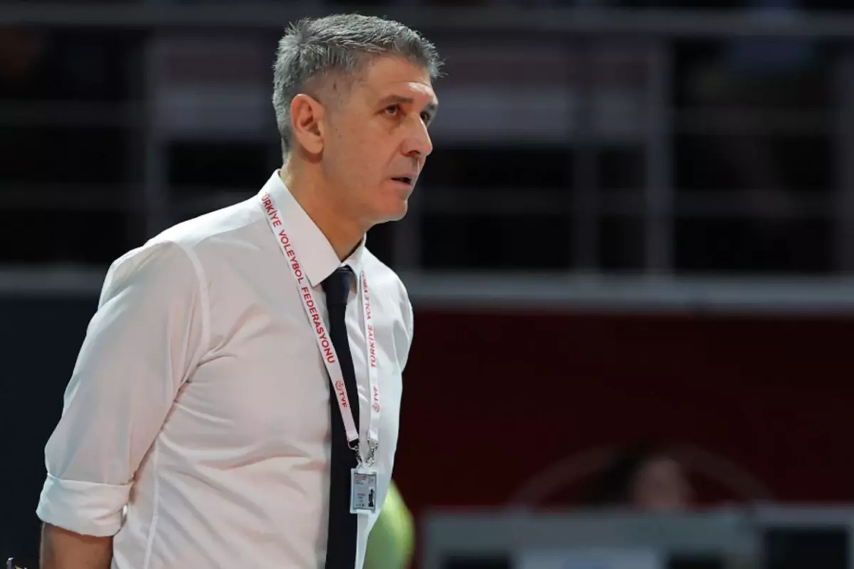 3-0'lık yenilgi sonrası Fenerbahçe'de ayrılık gerçekleşti