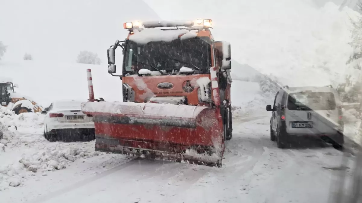 Adıyaman'da kar ulaşımı olumsuz etkiledi