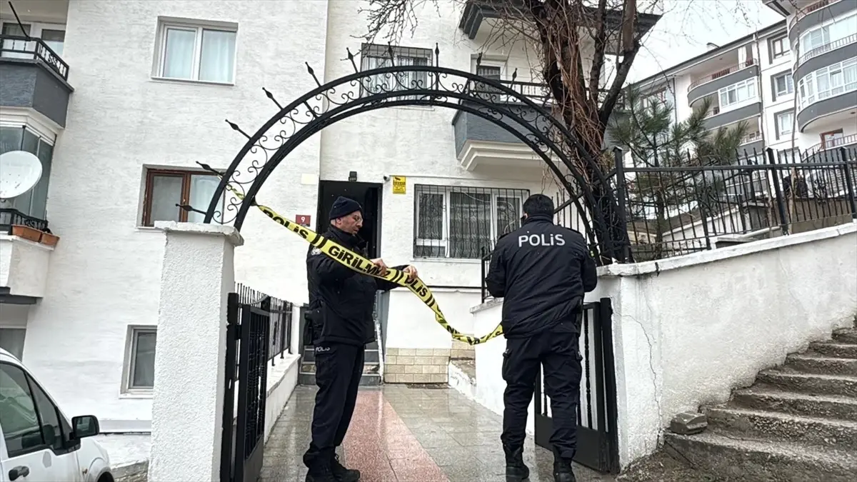 Ankara'daki evinde öldürülen kadının annesi ve arkadaşı gözaltına alındı