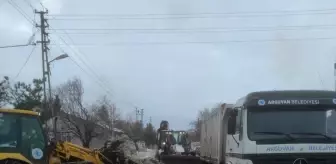 Arguvan'da karla mücadele çalışmaları sürüyor