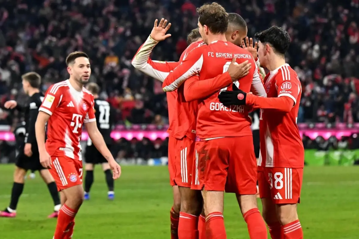 Bayern Münih, Wolfsburg'u 8-1 yendi