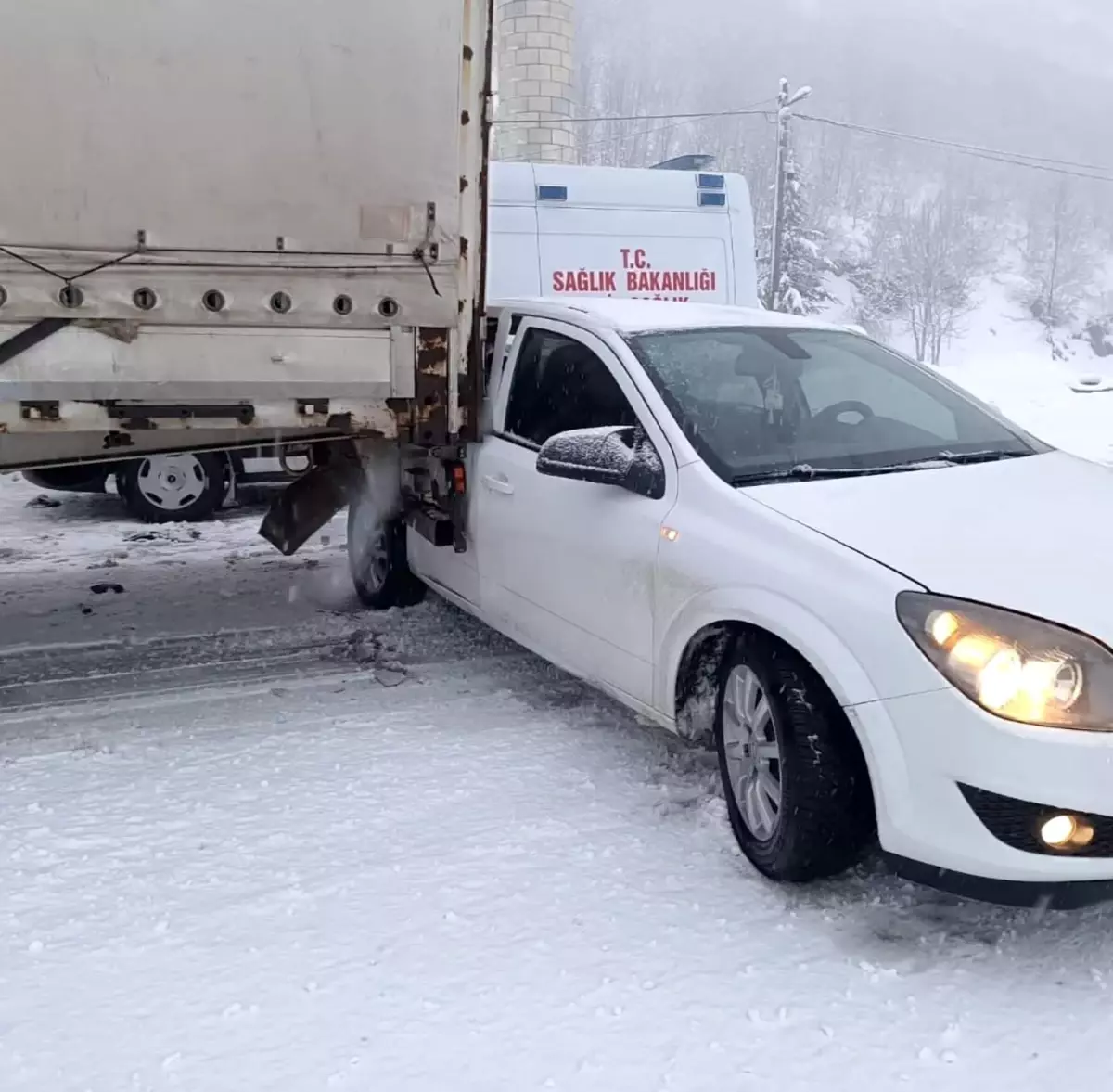 Bingöl'de trafik kazası: 1 yaralı