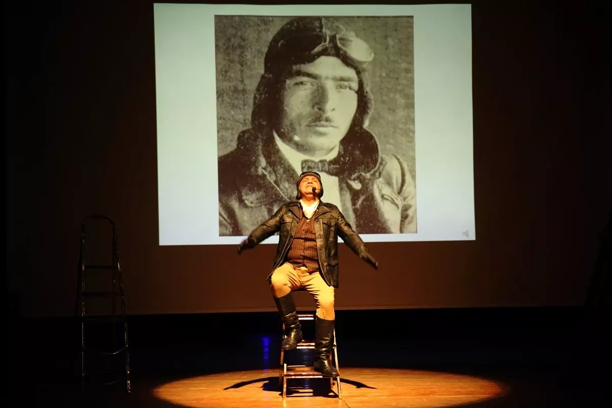 "Bir Tayyareci Vecihi Hürkuş" oyunu Çorum'da sahnelendi