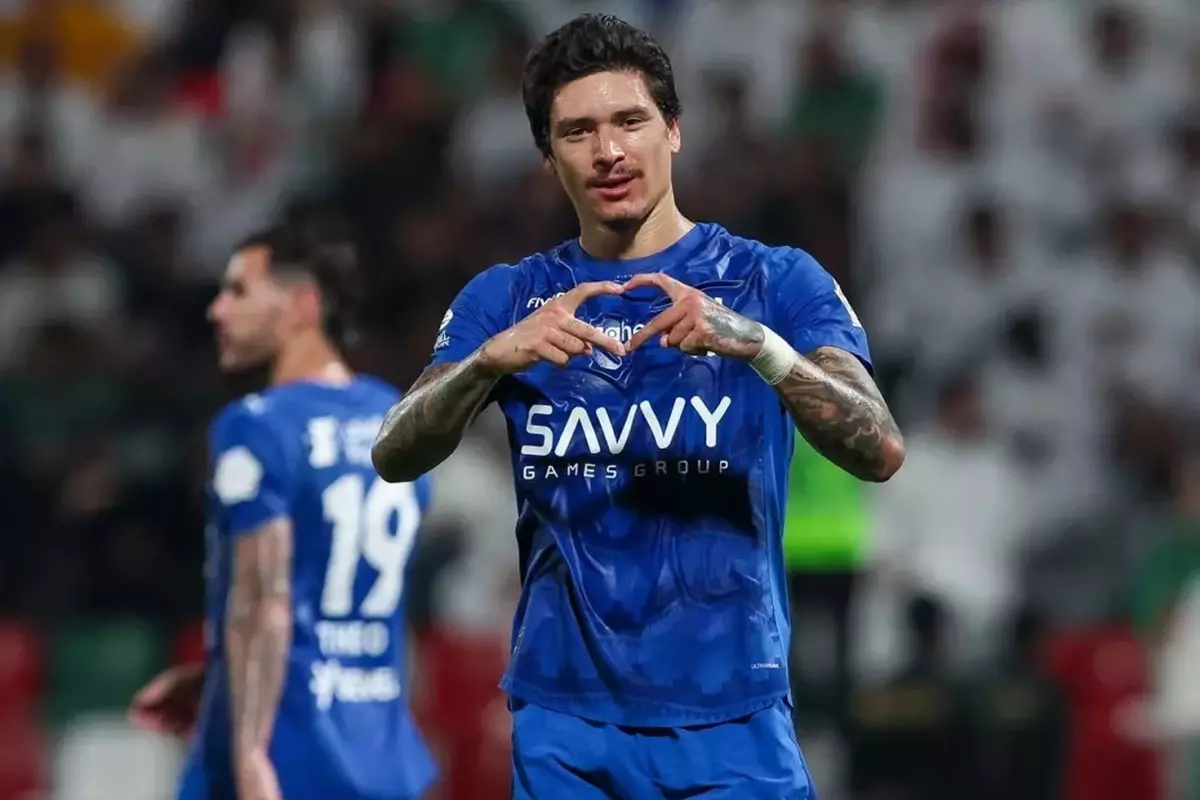 Darwin Nunez, golcü arayan Fenerbahçe'ye önerildi! Tedesco'dan anında cevap