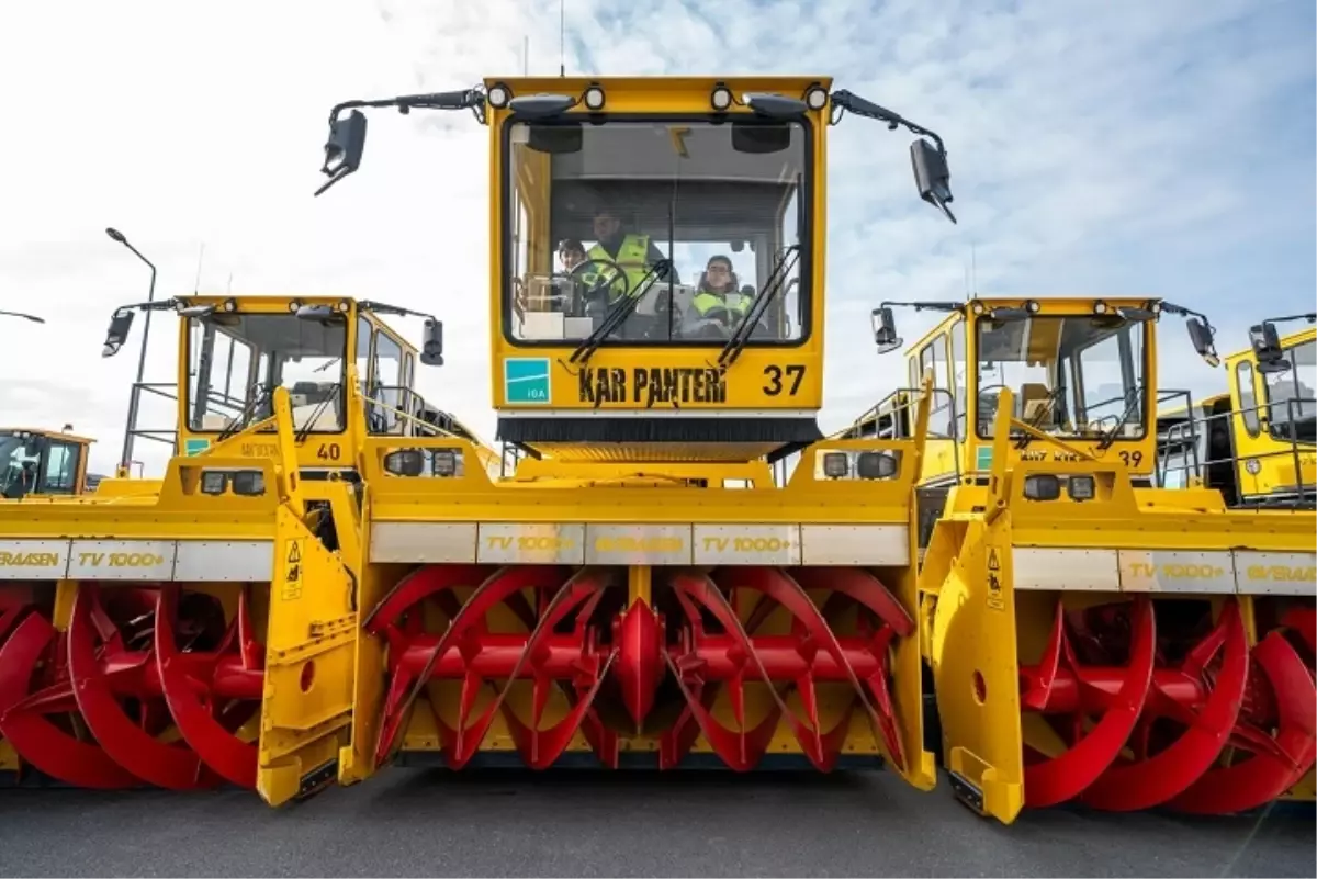 İstanbul Havalimanı'nda Karla Mücadele Ekipleri Hazır