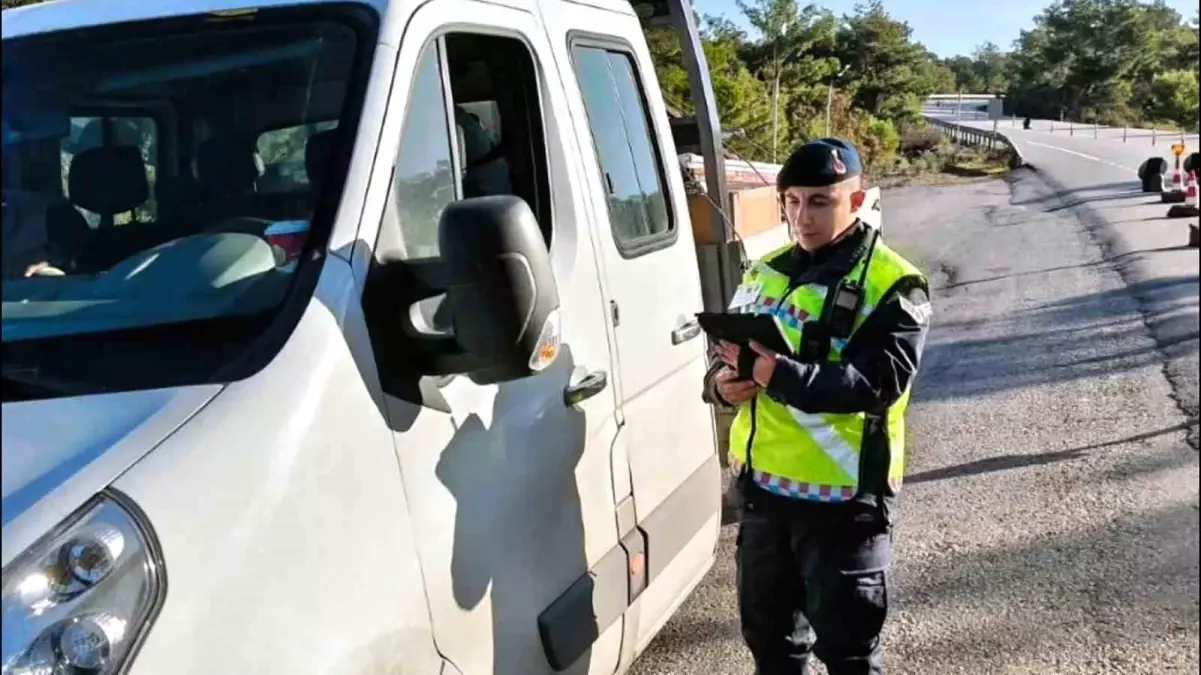 Muğla'da bir haftada çeşitli suçlardan araması bulunan 27 şahıs tutuklandı