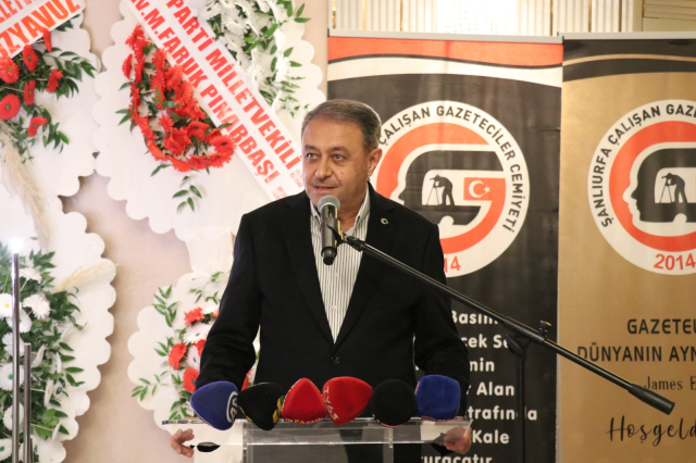 Şanlıurfa'da 10 Ocak Çalışan Gazeteciler Günü Coşkuyla Kutlandı Şanlıurfa'da 10 Ocak Çalışan Gazeteciler Günü Coşkuyla Kutlandı