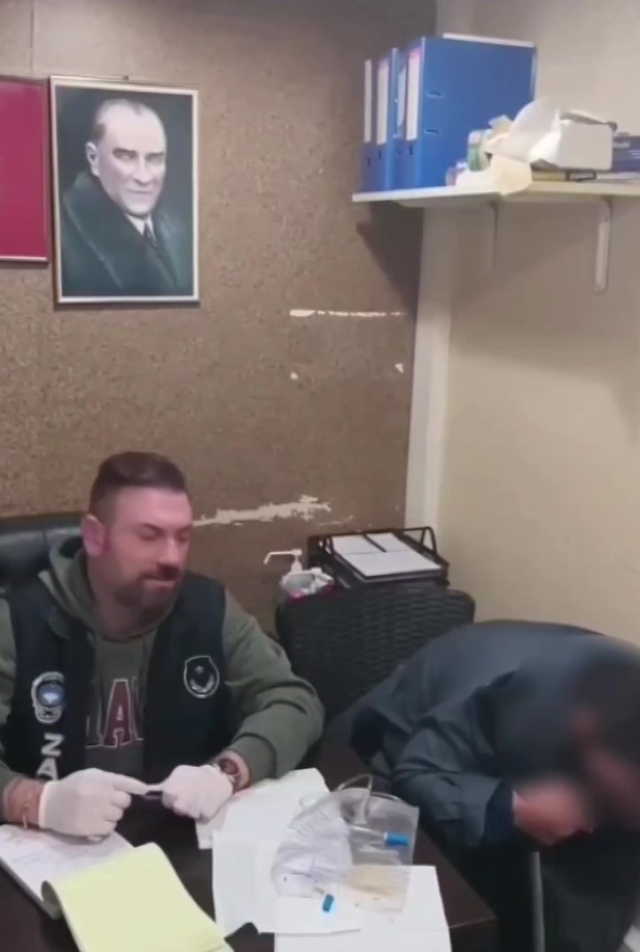 sonda tupune meyve suyu koyup dilencilik yapan 19454907 4719 m