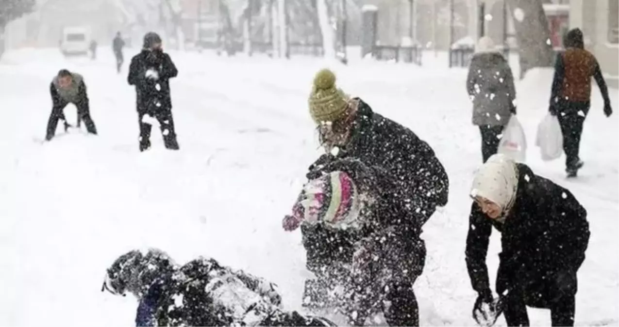 Tekirdağ'da yarın okullar tatil mi? 13 Ocak Salı Tekirdağ'da okul yok mu (TEKİRDAĞ VALİLİĞİ - KAR TATİLİ)?