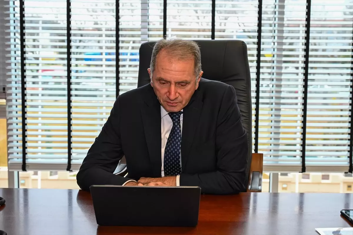 Uşak İl Emniyet Müdürü Çiftçi, AA'nın "Yılın Kareleri" oylamasına katıldı