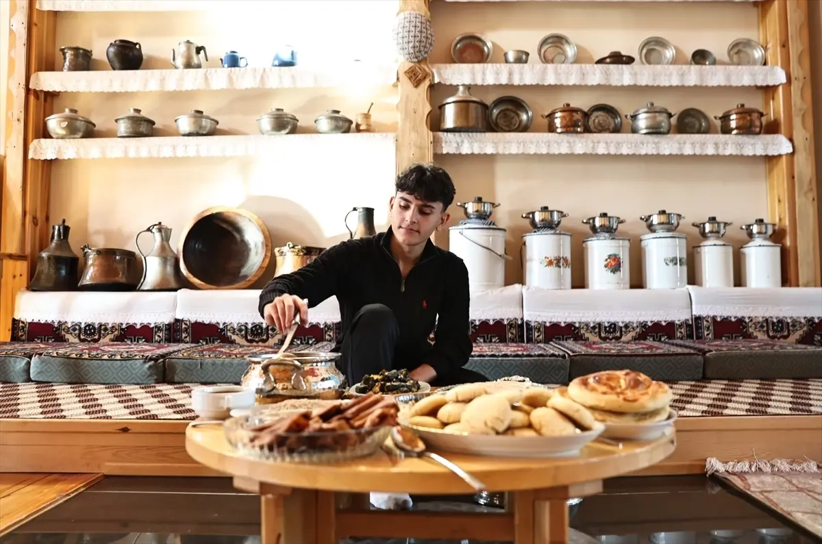 17 yaşındaki gencin anneanne ve babaannesinin tarifleriyle yaptığı yemekler ilgi görüyor