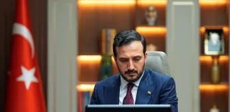 AK Parti İstanbul İl Başkanı Abdullah Özdemir, AA'nın 'Yılın Kareleri' oylamasına katıldı