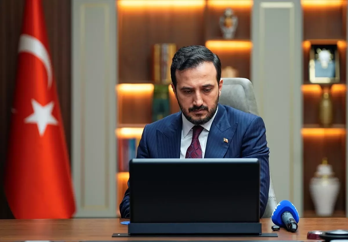 AK Parti İstanbul İl Başkanı Abdullah Özdemir, AA'nın "Yılın Kareleri" oylamasına katıldı