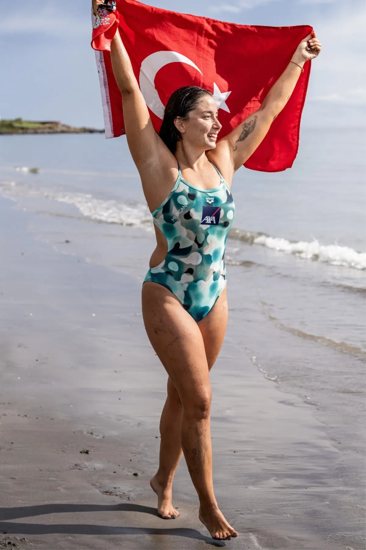 Dünya Rekortmeni Bengisu Avcı, Buz Yüzme Parkurlarında Kulaç Atacak