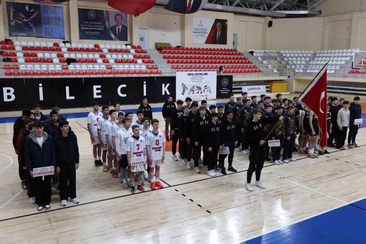 Bilecik'te gençler basketbol müsabakaları başladı