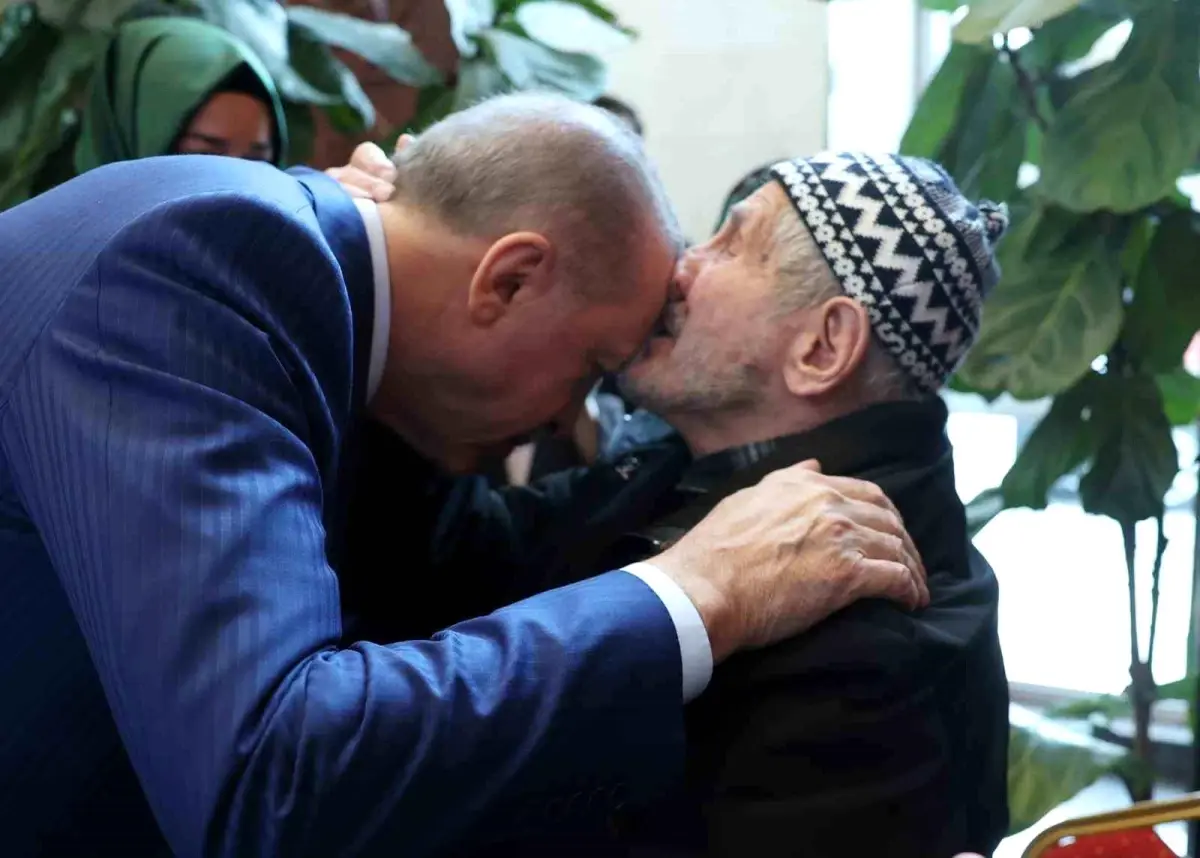 Bir asırlık ömre tanıklık eden Yılmaz'dan, Erdoğan'a anlamlı sözler: "O benim manevi torunum"