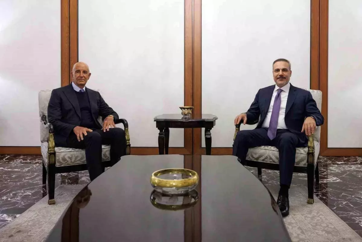 Dışişleri Bakanı Fidan, ABD'nin Ankara Büyükelçisi Barrack'ı kabul etti