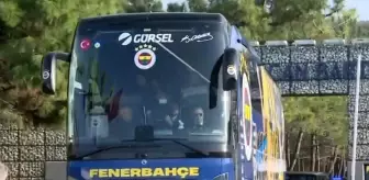 Fenerbahçe'de bir ayrılık daha! Yıldız isim takımdan gidiyor