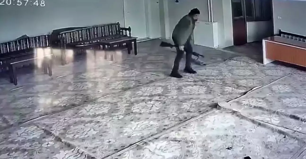 Husumetlisinin silahlı saldırısında hayatını kaybetmişti: O anlar güvenlik kamerasına yansıdı