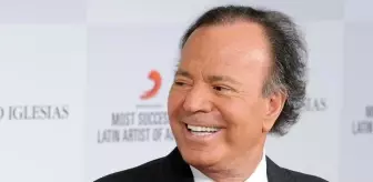 İspanyol şarkıcı Julio Iglesias, taciz suçlaması