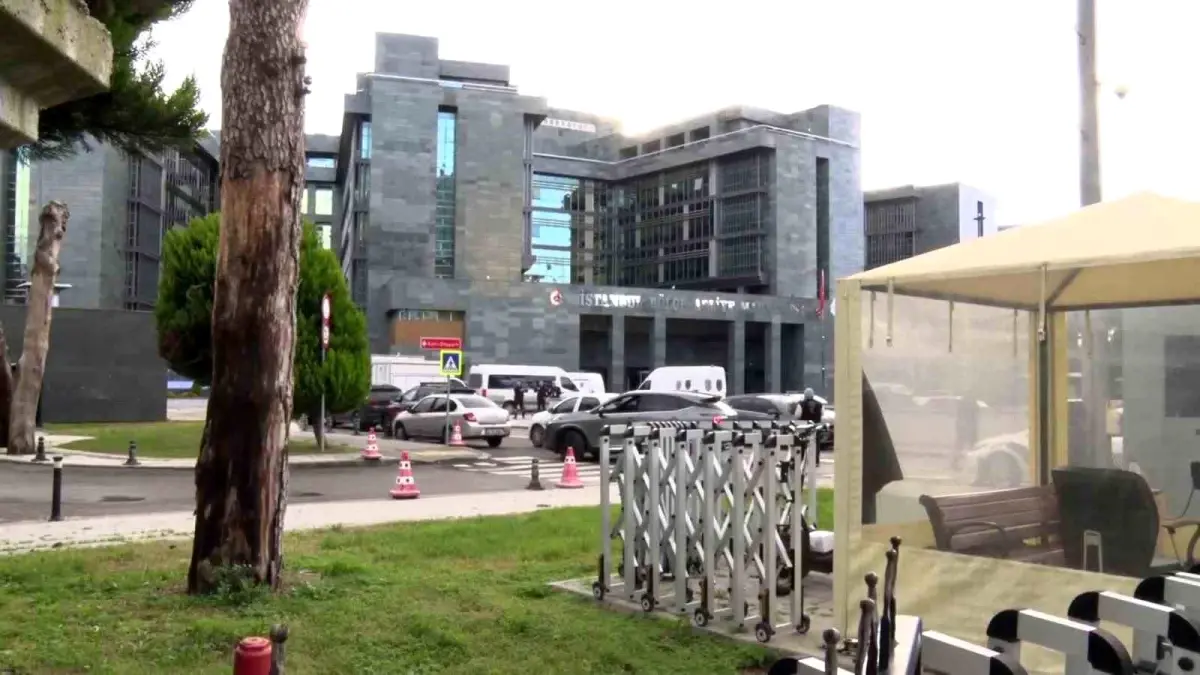 Kartal Bölge Adliye Mahkemesi'nde silahlı saldırı: Savcı, hakimeyi vurdu