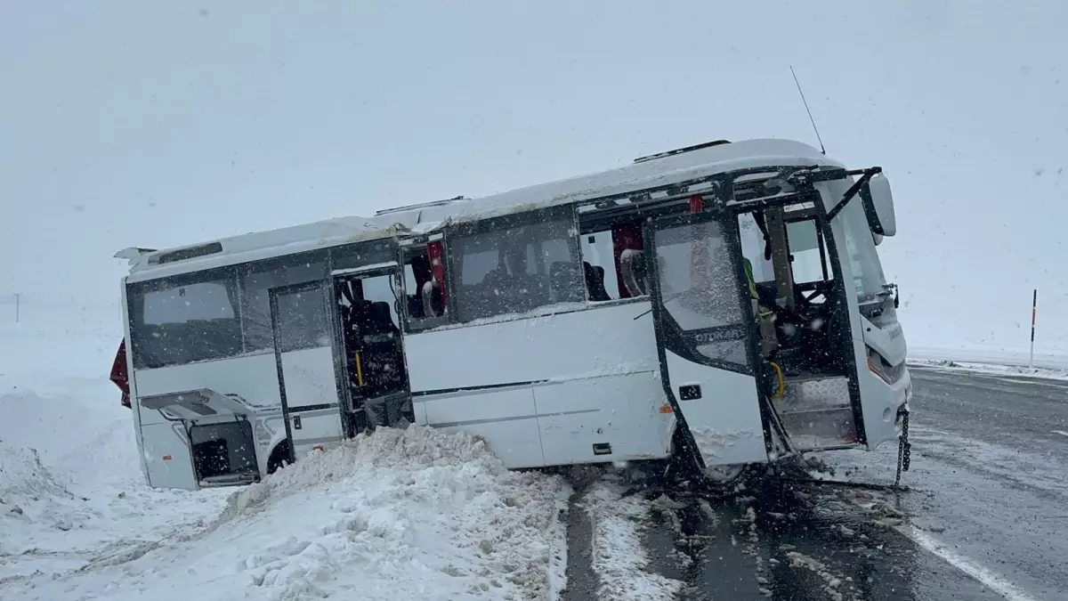 Cenaze yolunda can pazarı