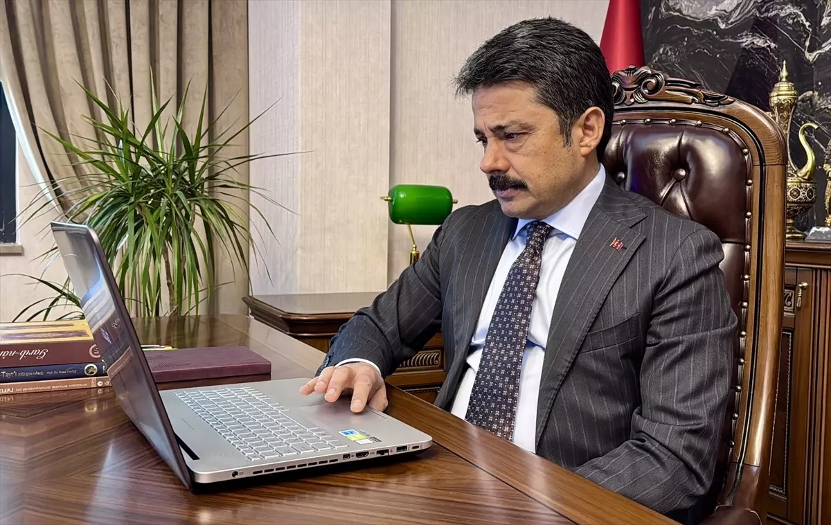 Vali Demiryürek, 2025 Yılının Kareleri Oylamasına Katıldı