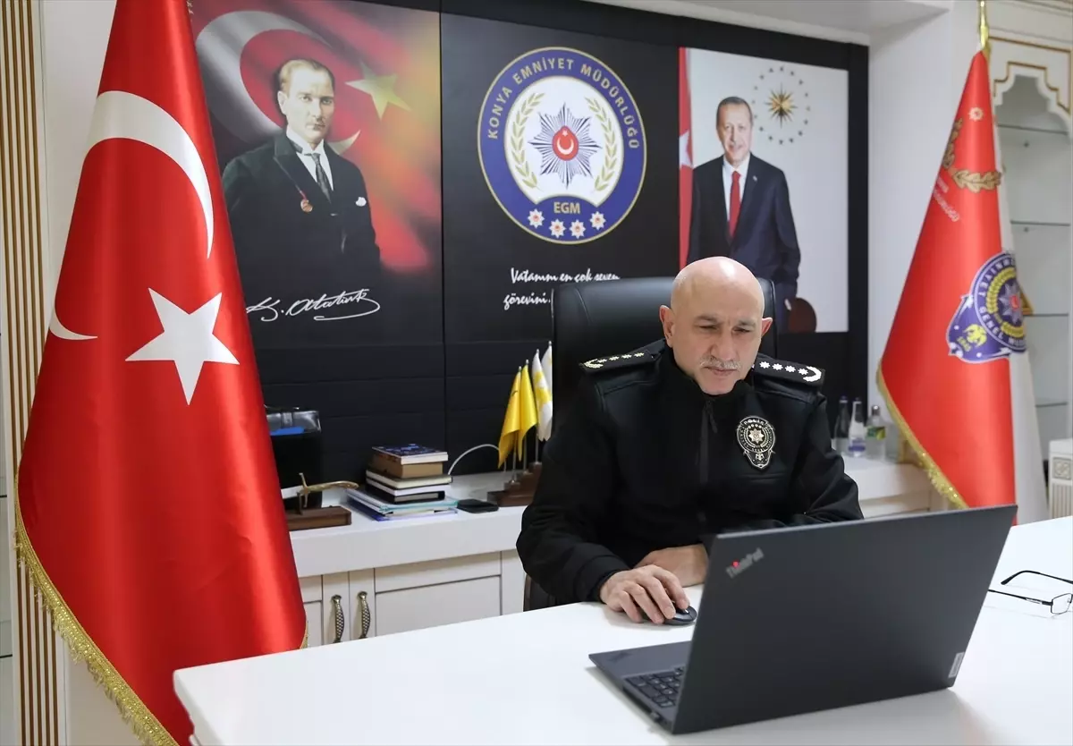 Konya İl Emniyet Müdürü Yüksek, AA'nın "Yılın Kareleri" oylamasına katıldı