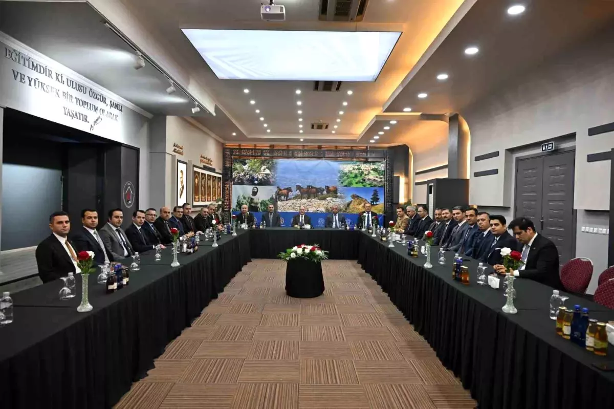 Manisa'nın 2026 hedefleri Vali Özkan başkanlığında değerlendirildi