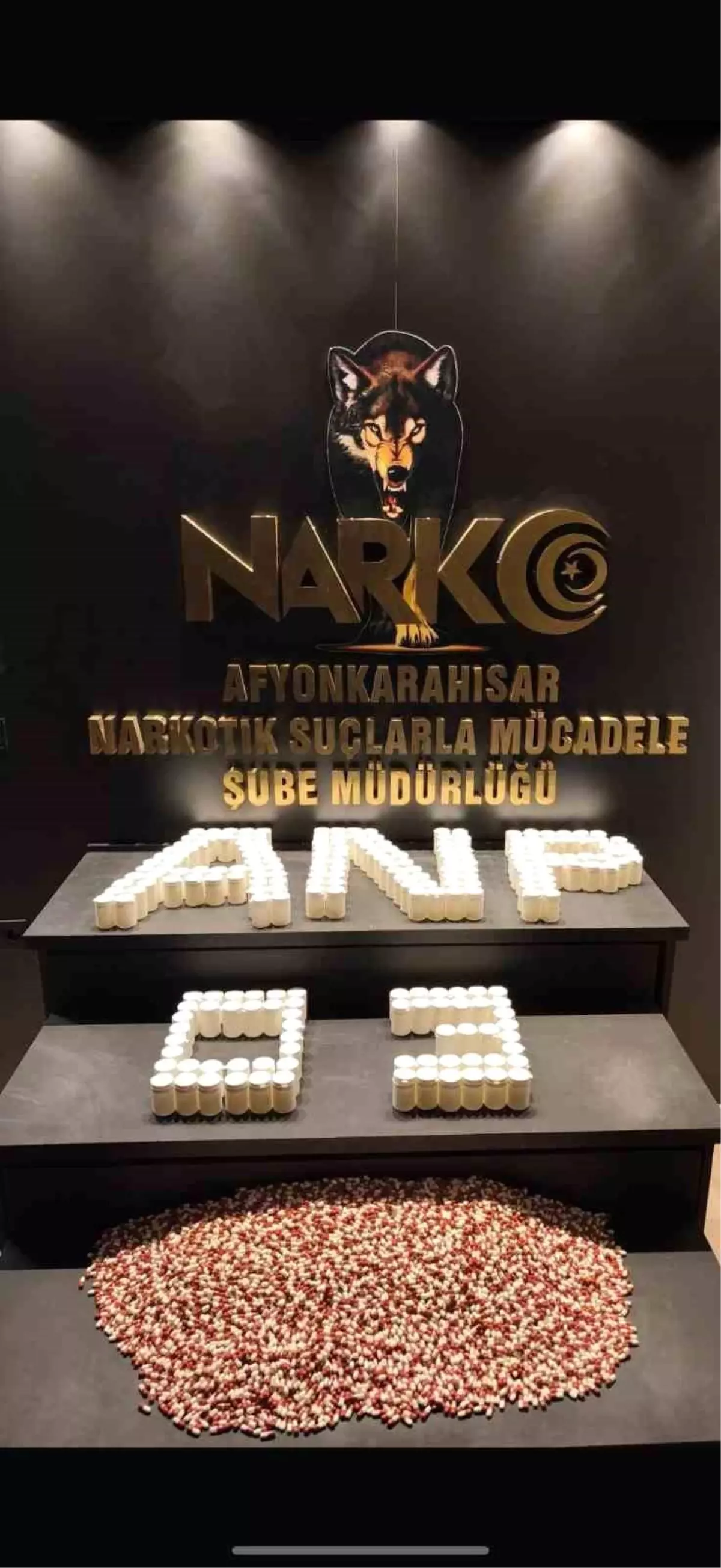 Polis 12 bine yakın uyuşturucu hap ele geçirdi