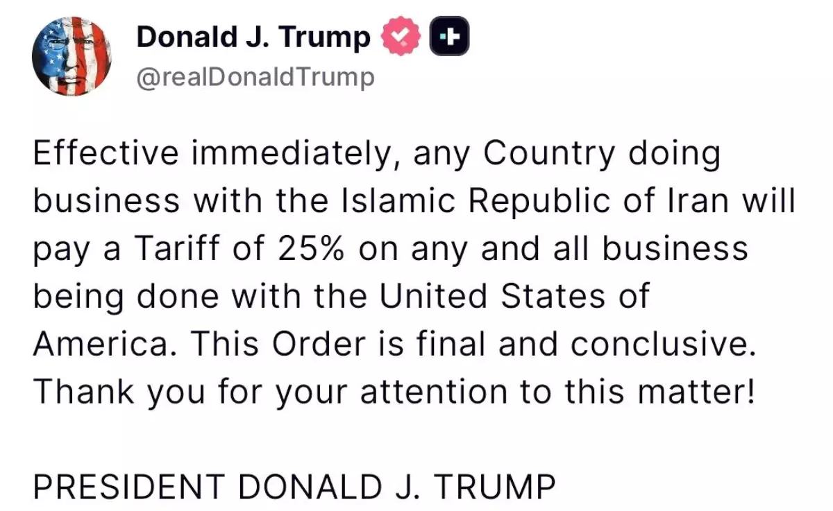 Trump'tan İran ile iş yapan ülkelere yaptırım kararı: "Yüzde 25 gümrük vergisi uygulanacak"