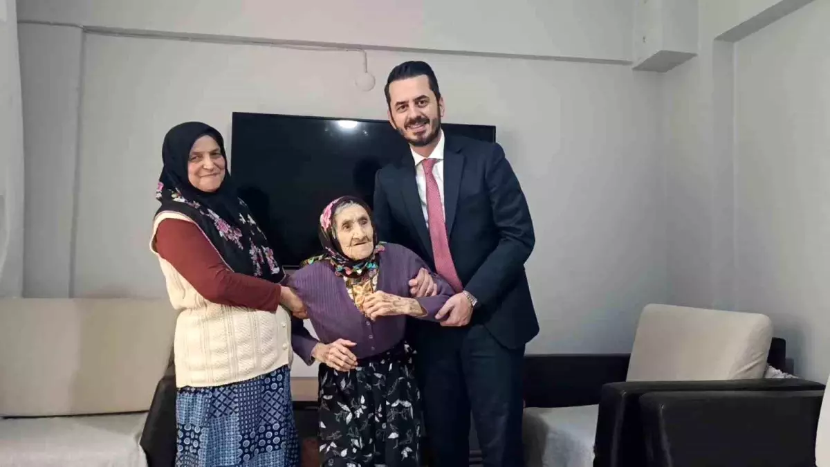 121 yaşındaki Saadet teyze, ziyaretçilerinden bakın ne istedi