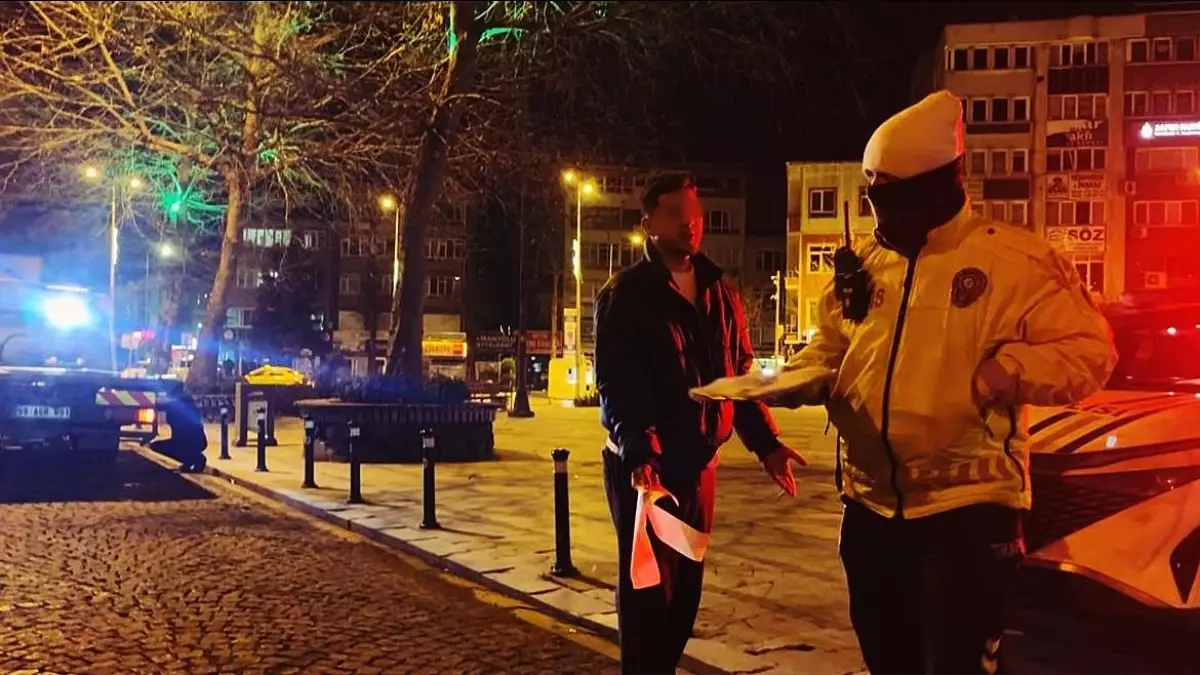 Alkollü sürücü polise dakikalarca dil döktü: "Ben polis olacak adamım, boyum da uzun"