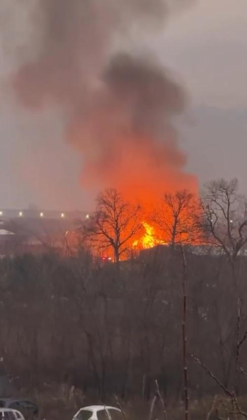 حريق في مصنع الأخشاب في بورصة