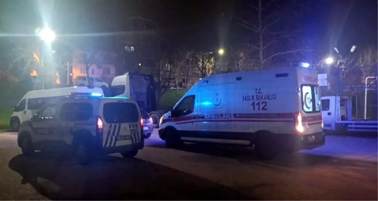 Bursa'da bıçaklı kavga: 2 yaralı