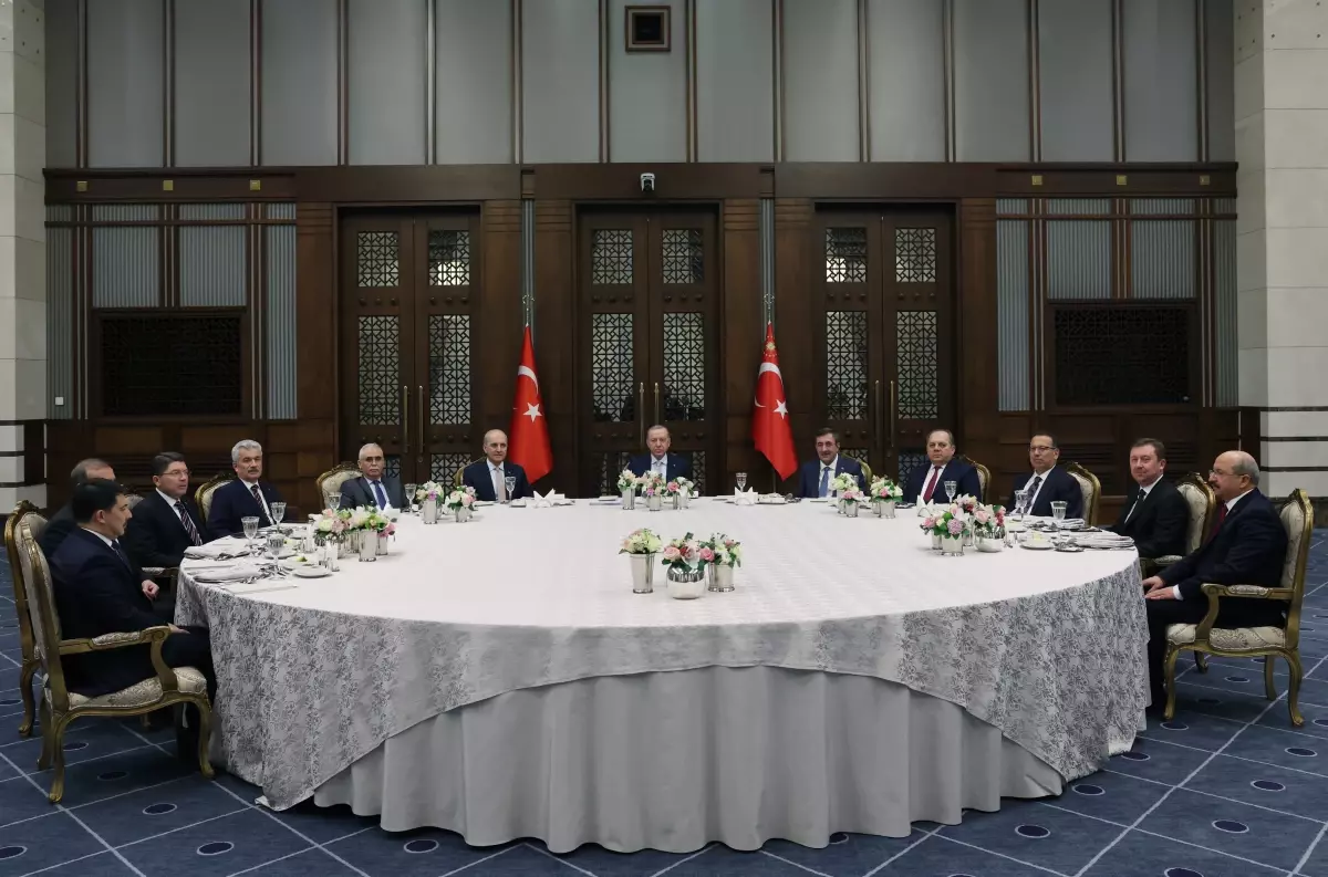 Cumhurbaşkanı Erdoğan, yasama, yürütme ve yargı organlarının temsilcileriyle görüştü