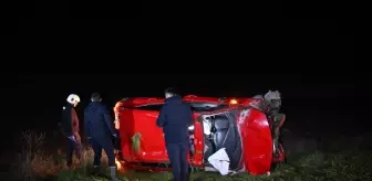 Edirne'de devrilen otomobildeki 2 kişi yaralandı