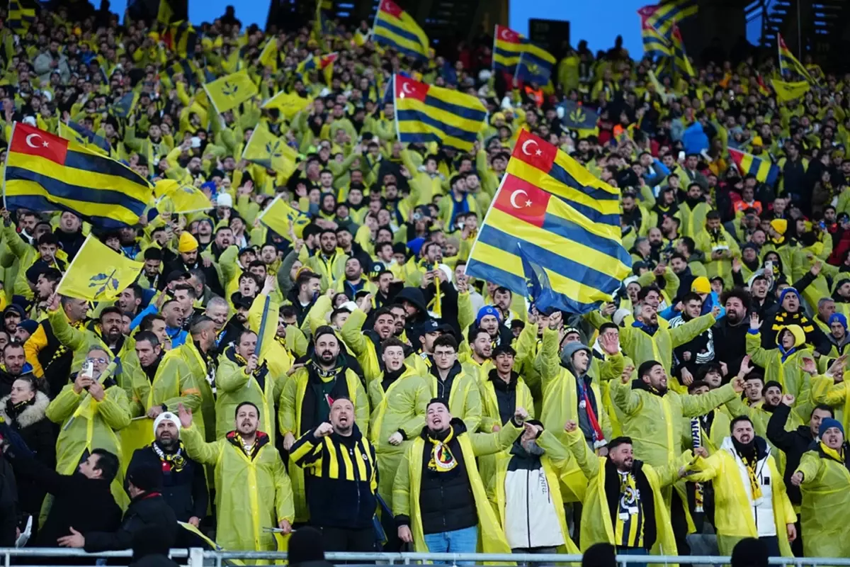 Fenerbahçe'de beklenmedik ayrılık! Takımın bel kemiği gidiyor