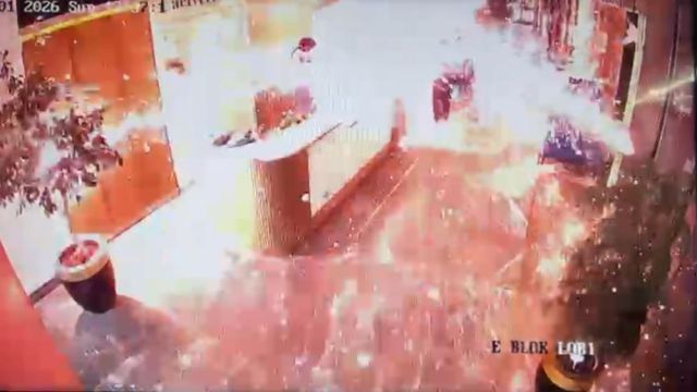 kargo paketi bomba gibi patladi ortalik savas 19461779 1312 m