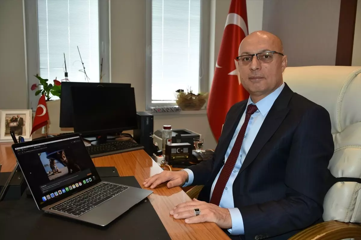 Karşıyaka ve Menemen cumhuriyet başsavcıları, AA'nın "Yılın Kareleri" oylamasına katıldı