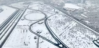 Kayseri'de kar ve sis manzaraları dronla görüntülendi